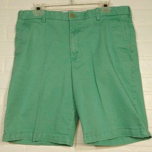Izod Saltwater men's light green flat front stretch shorts  34